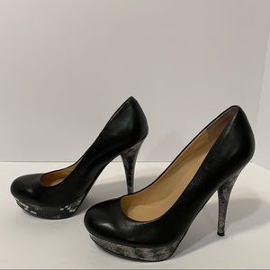 GUESS size 8.5 platform Leather Heels black with snakeskin print wedding guest